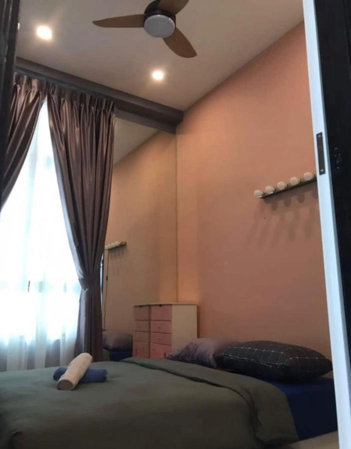 Kempas Edl By One Team Apartment