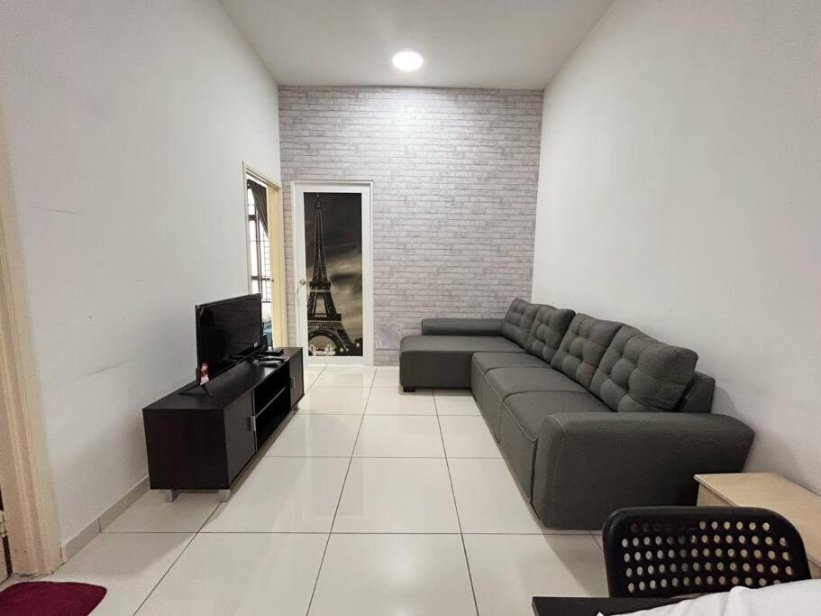 Apartment Kempas Edl By One Team *