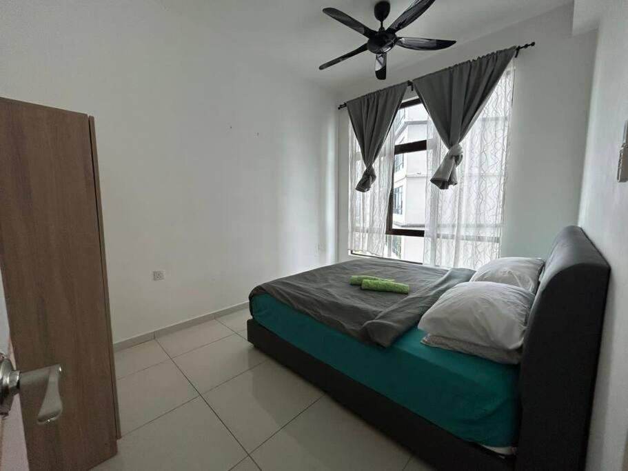 Kempas Edl By One Team Apartment