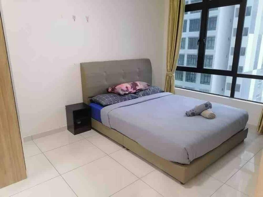 Kempas Edl By One Team Apartment *
